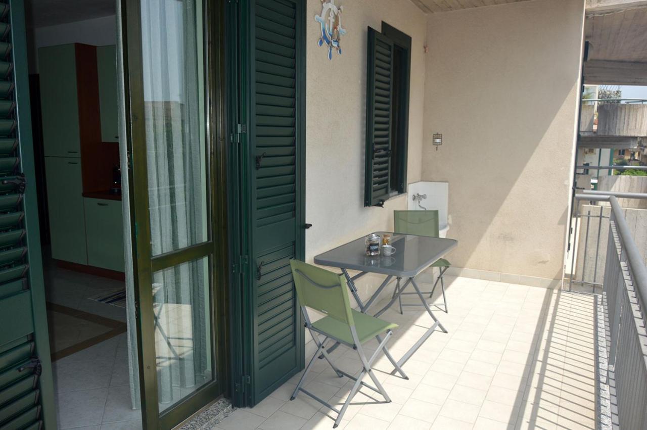 Appartamento Casasolemare Fondachello Fondachello  Exterior foto